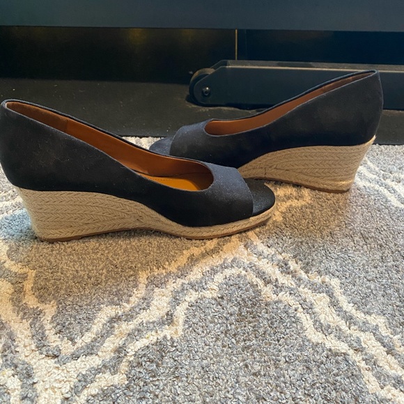 Open toe wedge heel sandals - Picture 5 of 6